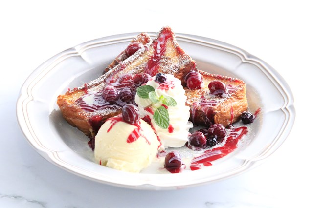 フレンチトースト ミックスベリー カフェ青山公式ホームページ